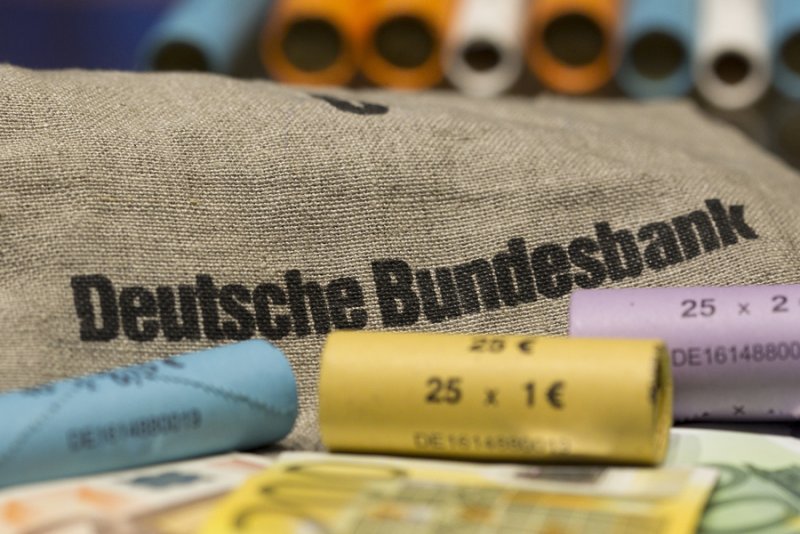 Vor 60 Jahren: Gründung Der Bundesbank | Hintergrund Aktuell | Bpb.de